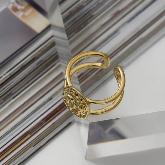 New 18K Gold Plated Vintage Coin Queen Elizabeth Resizable Ring - Picture 4 of 6
